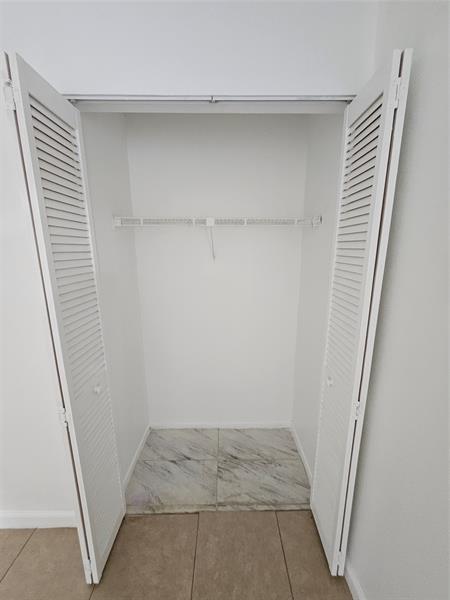 Image 25 of 37 For 2220 59th Way  63-c