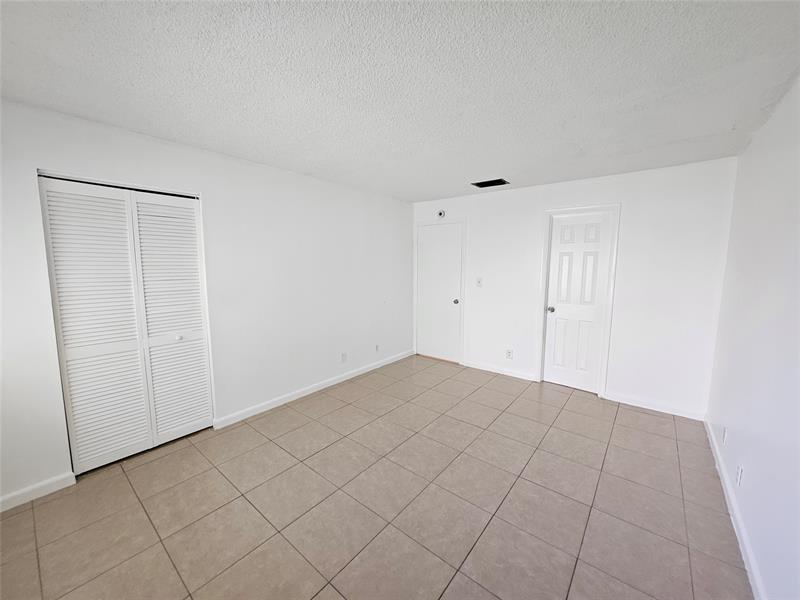 Image 29 of 37 For 2220 59th Way  63-c