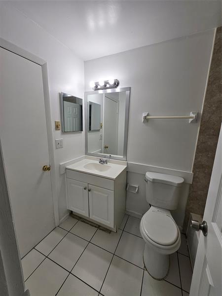 Image 31 of 37 For 2220 59th Way  63-c