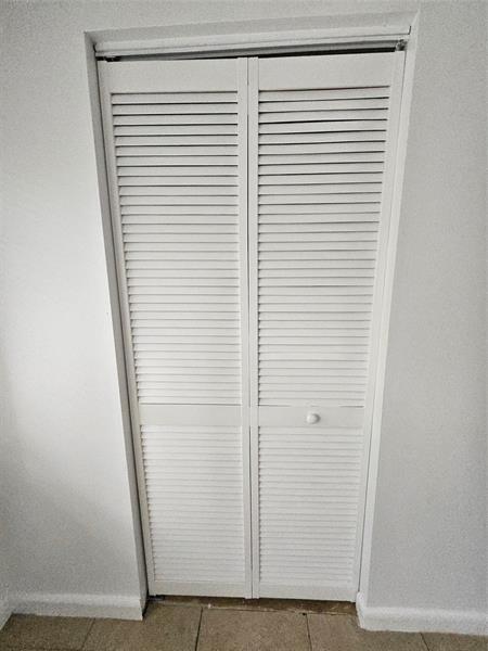 Image 32 of 37 For 2220 59th Way  63-c