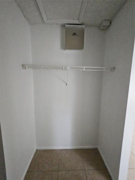 Image 34 of 37 For 2220 59th Way  63-c