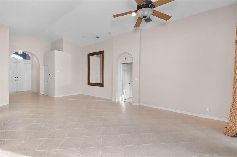 Image 10 of 60 For 7084 Cricket Ct
