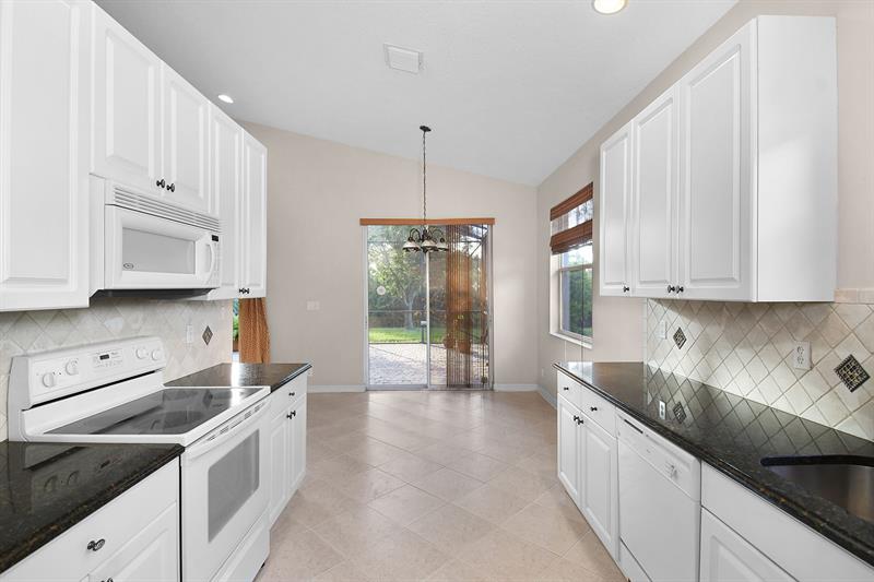 Image 13 of 60 For 7084 Cricket Ct