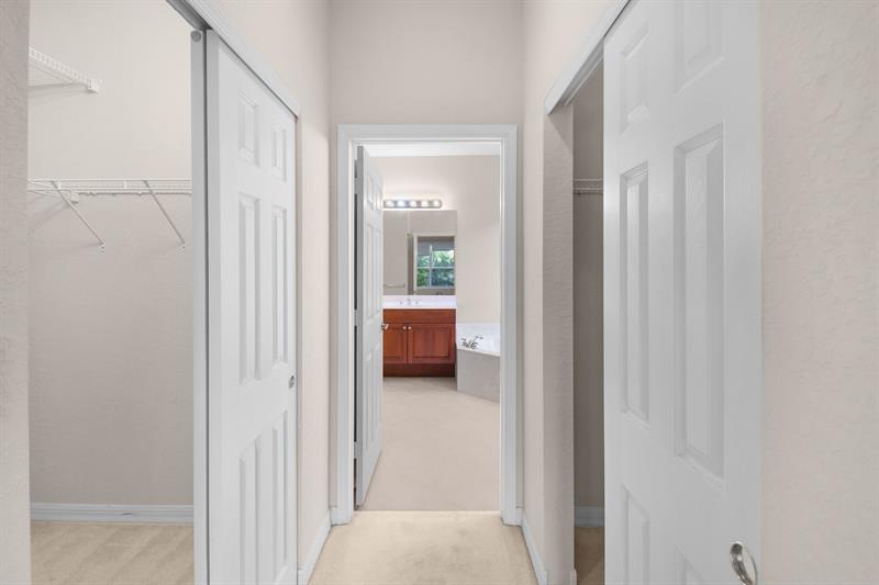 Image 19 of 60 For 7084 Cricket Ct