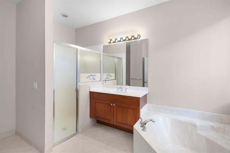 Image 21 of 60 For 7084 Cricket Ct