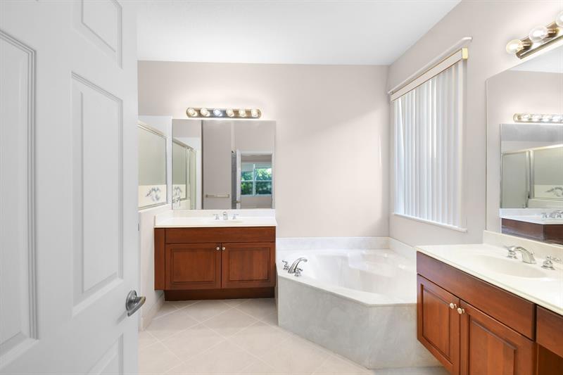 Image 22 of 60 For 7084 Cricket Ct