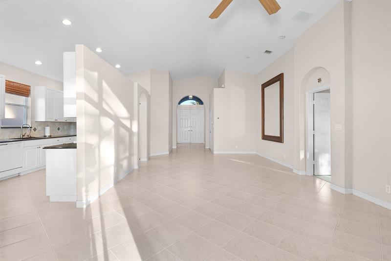 Image 8 of 60 For 7084 Cricket Ct