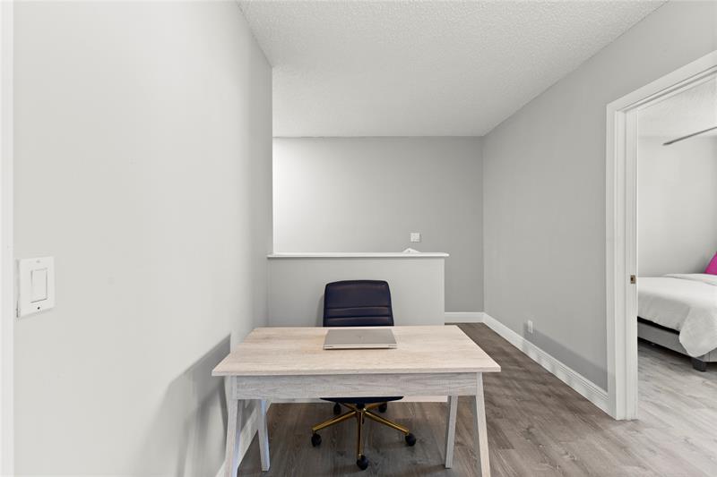 Image 19 of 32 For 1615 Cetona Dr  1615