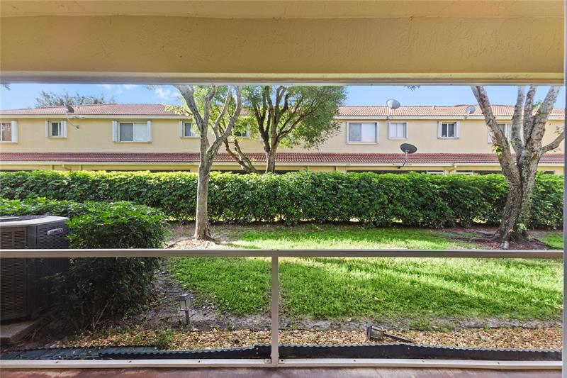 Image 28 of 32 For 1615 Cetona Dr  1615