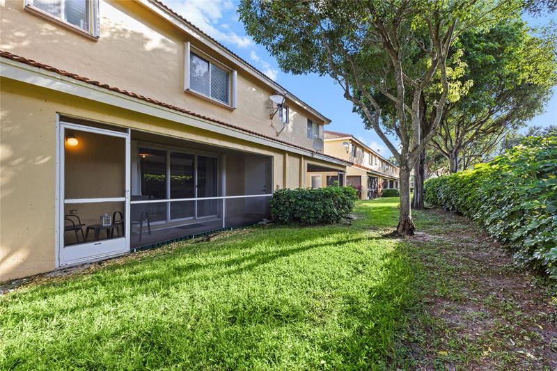 Image 30 of 32 For 1615 Cetona Dr  1615