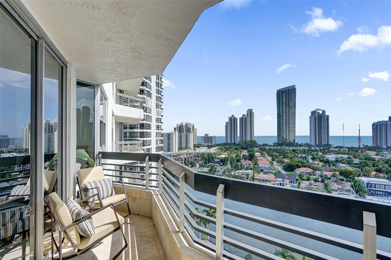 Image 10 of 58 For 19101 36th Ct  1709