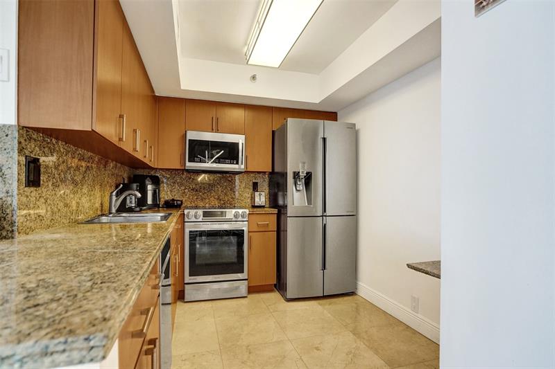 Image 11 of 58 For 19101 36th Ct  1709