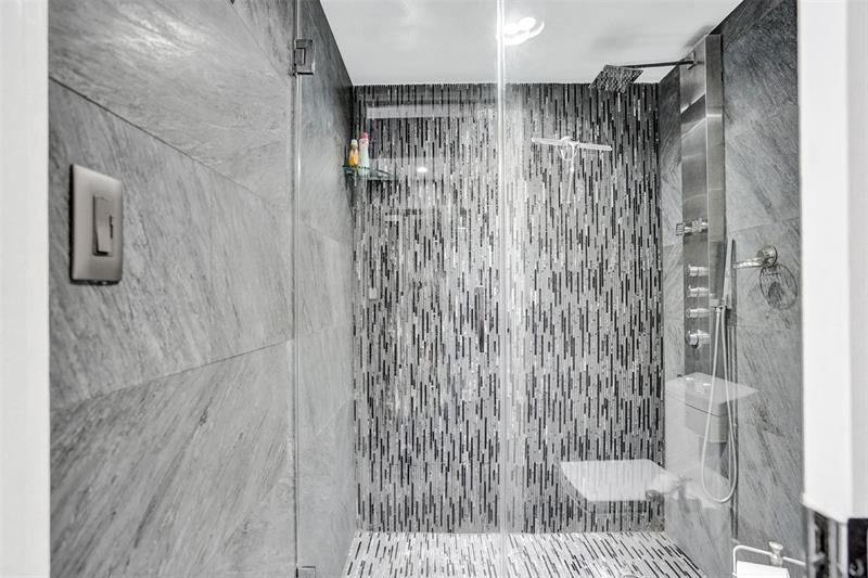 Image 26 of 58 For 19101 36th Ct  1709