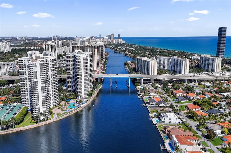 Image 3 of 58 For 19101 36th Ct  1709