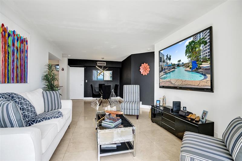 Image 32 of 58 For 19101 36th Ct  1709