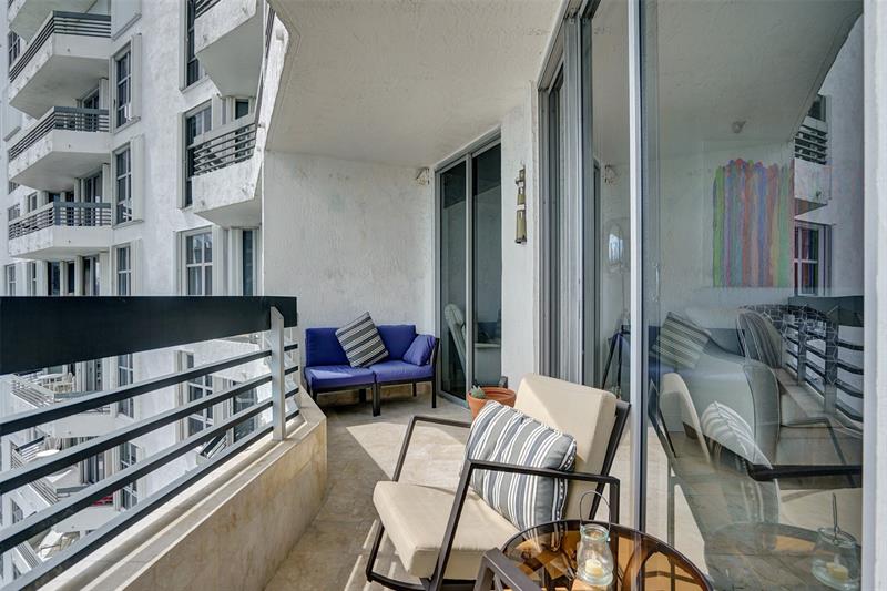 Image 43 of 58 For 19101 36th Ct  1709