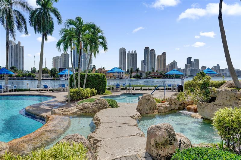 Image 51 of 58 For 19101 36th Ct  1709