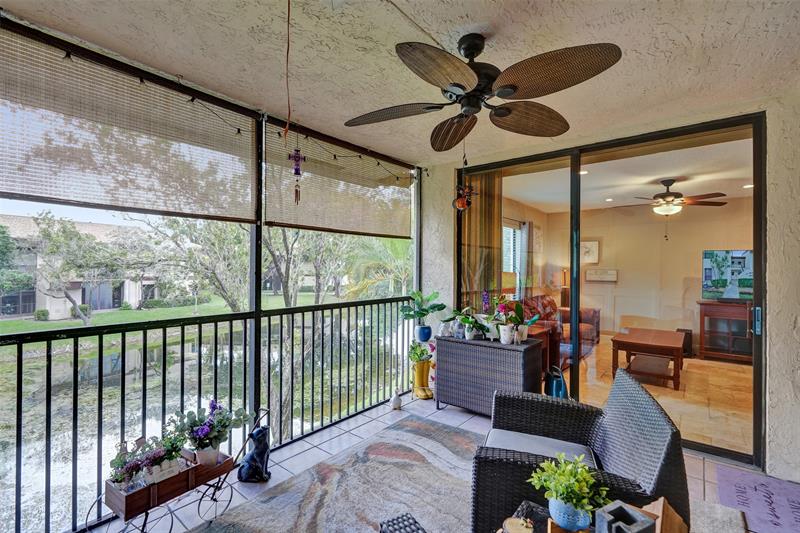 Image 27 of 36 For 2518 Carambola Circle N  1813