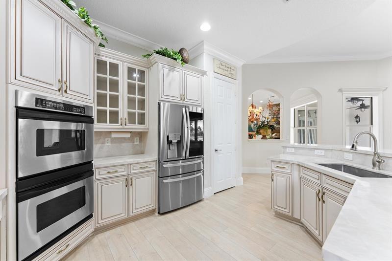 Image 20 of 71 For 6895 108th Ave