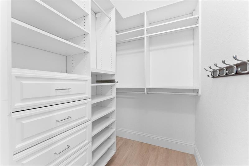 Image 36 of 71 For 6895 108th Ave