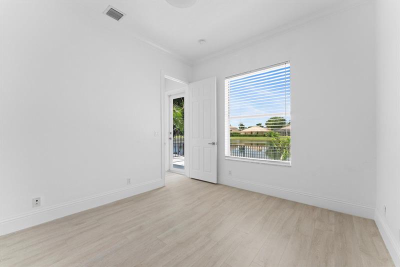 Image 38 of 71 For 6895 108th Ave