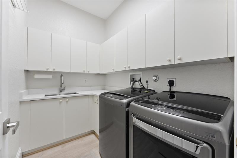 Image 42 of 71 For 6895 108th Ave