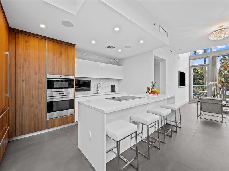 Image 11 of 48 For 701 Fort Lauderdale Beach Boulevar  Th1