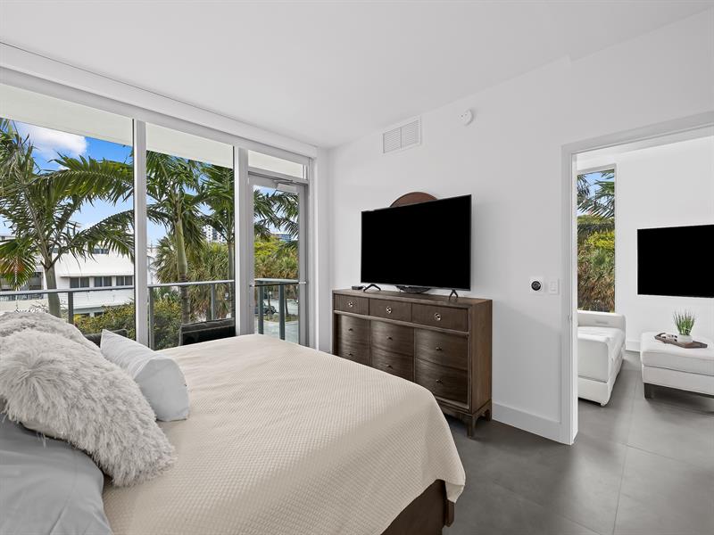 Image 18 of 48 For 701 Fort Lauderdale Beach Boulevar  Th1