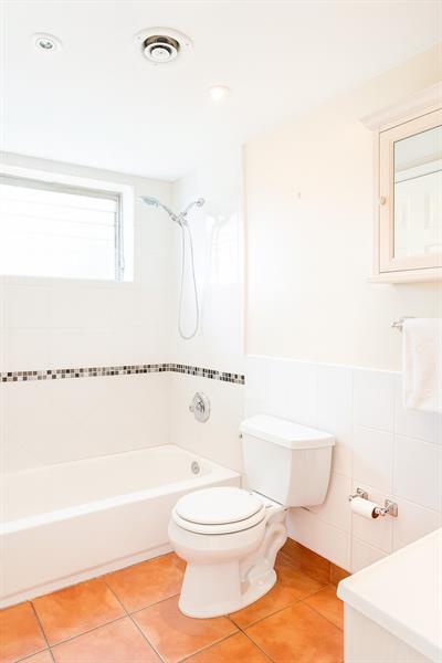 Image 6 of 8 For 1450 191st St  303