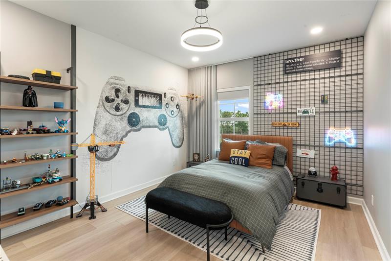 Image 43 of 85 For 624 Hookline Cir