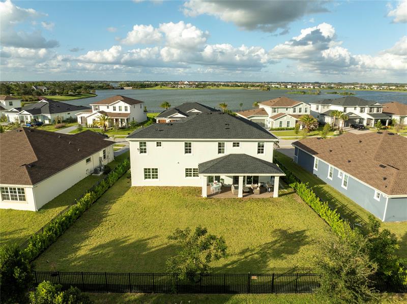 Image 6 of 85 For 624 Hookline Cir