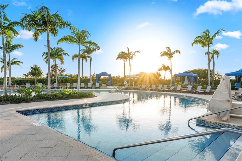 Image 68 of 85 For 624 Hookline Cir