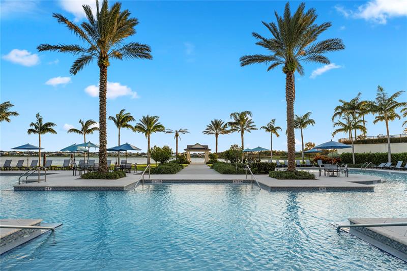 Image 73 of 85 For 624 Hookline Cir