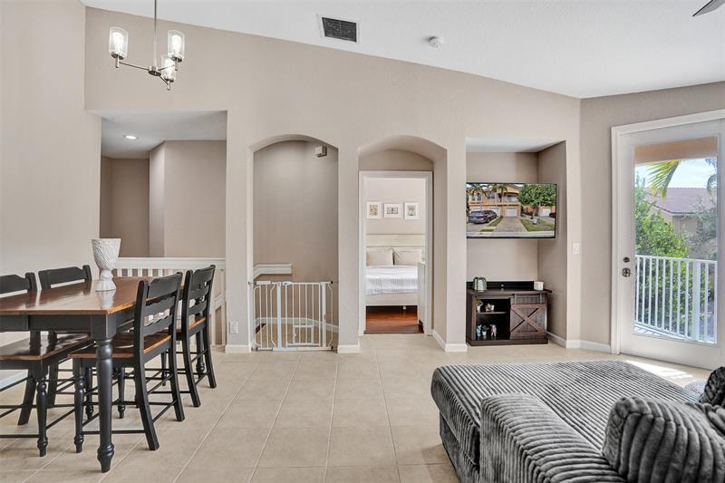 Image 16 of 50 For 1825 Sonrisa Drive