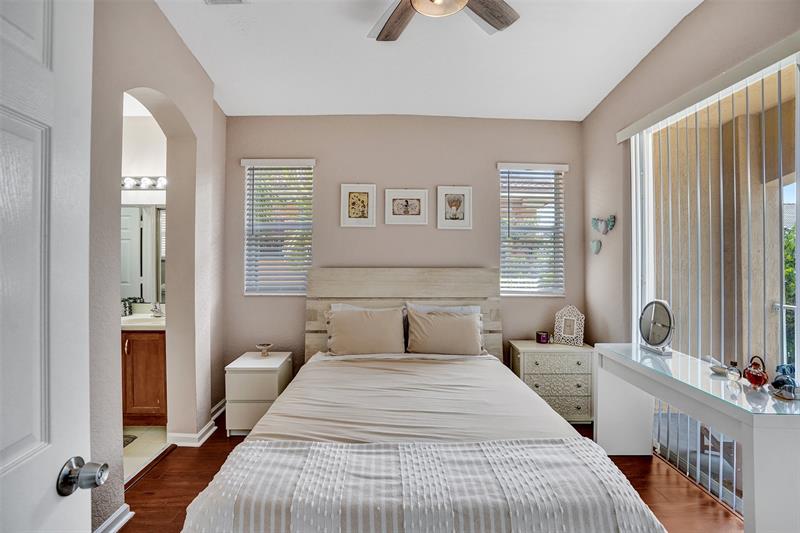 Image 17 of 50 For 1825 Sonrisa Drive