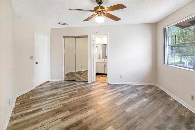 Image 18 of 28 For 8807 Sunrise Blvd  8807