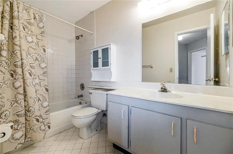 Image 20 of 28 For 8807 Sunrise Blvd  8807