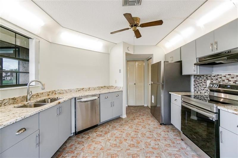 Image 4 of 28 For 8807 Sunrise Blvd  8807