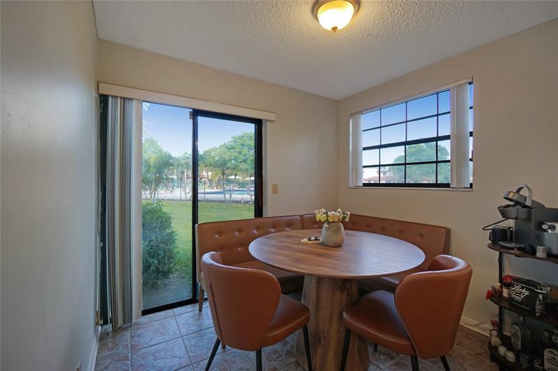 Image 6 of 28 For 8807 Sunrise Blvd  8807