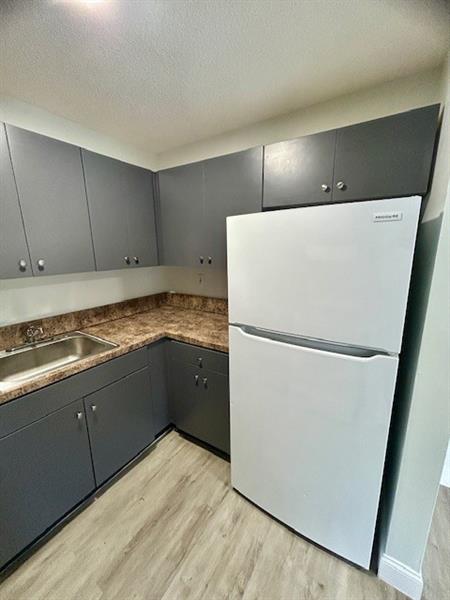 Image 7 of 15 For 6601 46th St  204