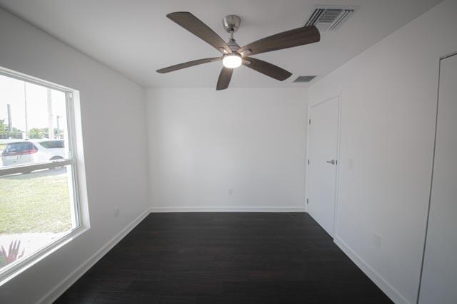 Image 6 of 13 For 6131 Coral Way