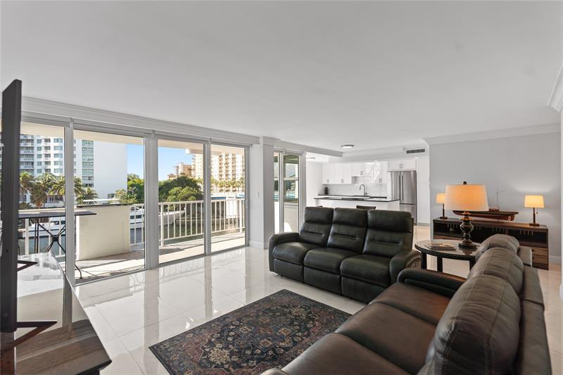 Image 13 of 53 For 2800 Sunrise Blvd  5c