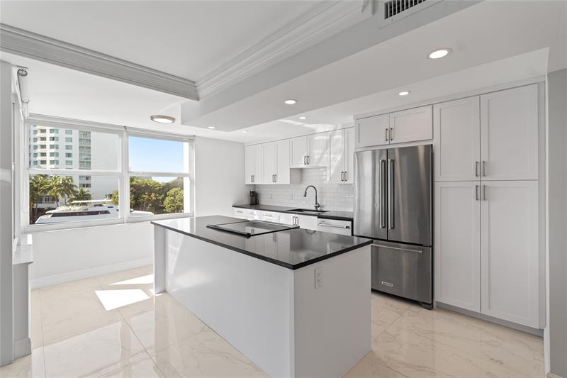 Image 3 of 53 For 2800 Sunrise Blvd  5c