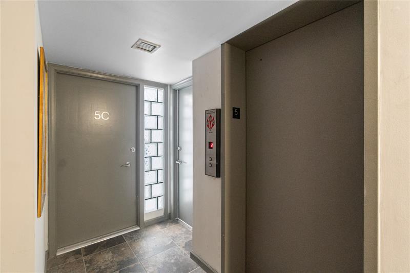 Image 45 of 53 For 2800 Sunrise Blvd  5c