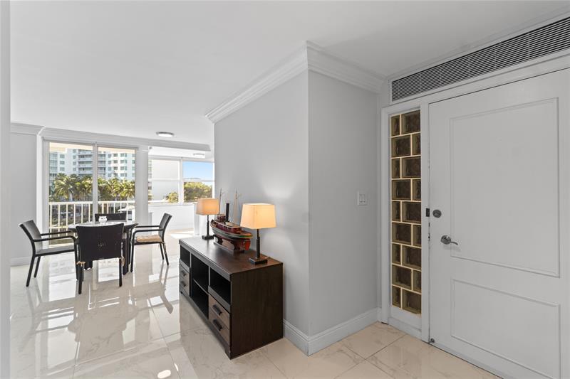 Image 47 of 53 For 2800 Sunrise Blvd  5c