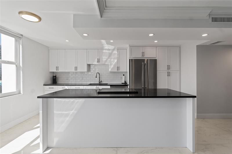 Image 52 of 53 For 2800 Sunrise Blvd  5c