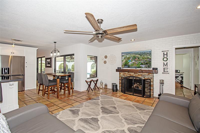 Image 27 of 100 For 11035 26th Dr