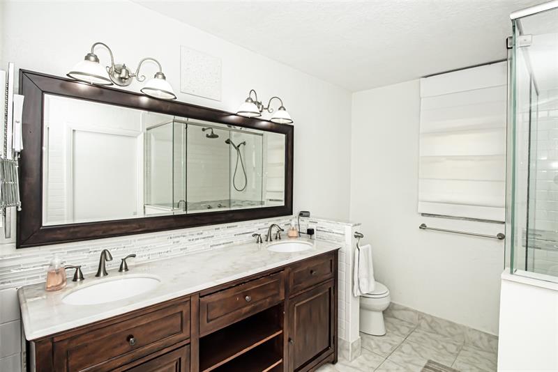 Image 37 of 100 For 11035 26th Dr