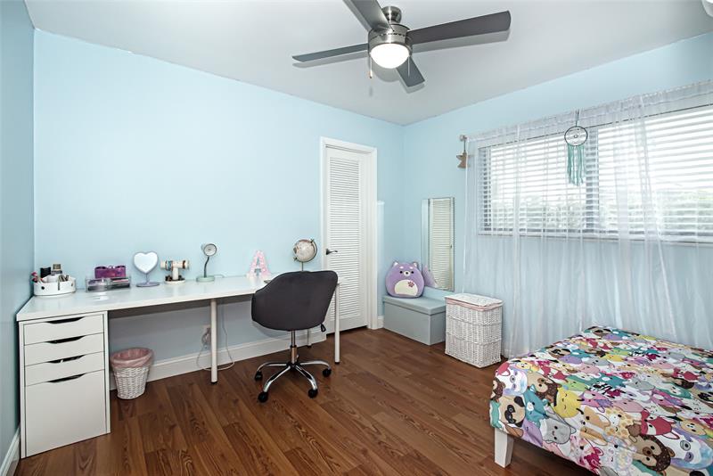 Image 45 of 100 For 11035 26th Dr