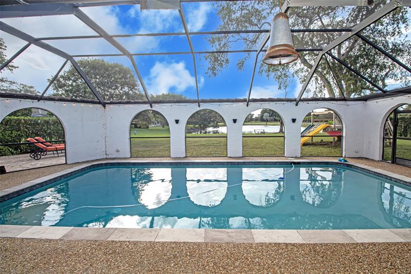 Image 61 of 100 For 11035 26th Dr